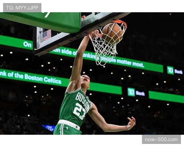 布朗35分4篮板8助攻 凯尔特人锋线核心表现全面